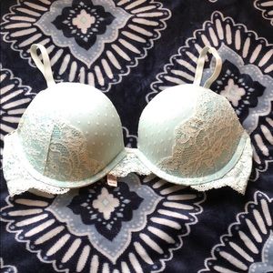 VS padded wired bra